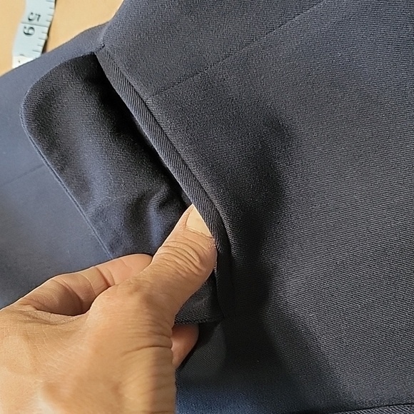Gap Size 0 Navy Blue Fitted Blazer, Double Button, Excellent Used Condition - Picture 11 of 13
